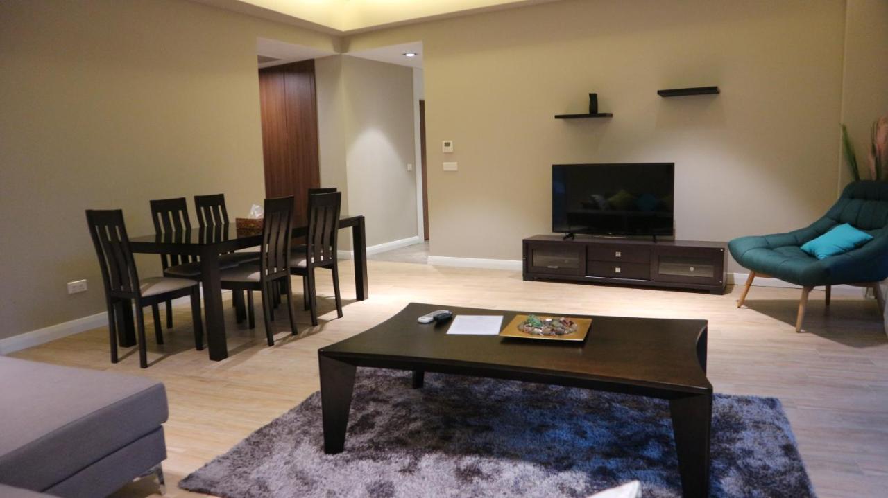 Accra Luxury Apartments Cantonments Esterno foto